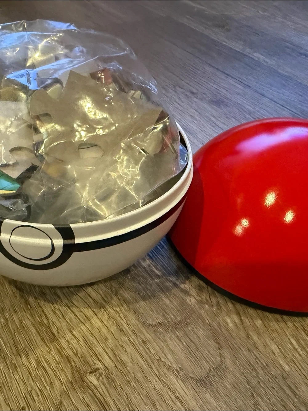 Pokemon Red & White Pokeball Puzzle Toy